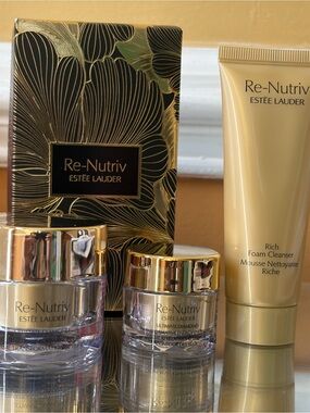Estee Lauder Re-Nutriv Skincare Set - Gold